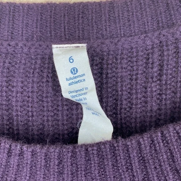 🍒 CHIC + COZY!! 💜 EUC Lululemon Seva Sweater | Sz 6 | Black Cherry | Retail $106 - Picture 8 of 14